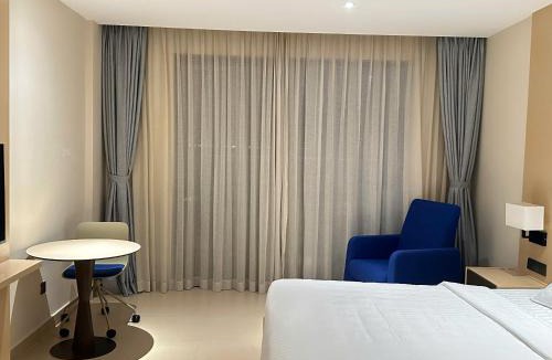 Cam Ranh Hotel | Arena Oceanview Cam Ranh - Infinity swimming pool