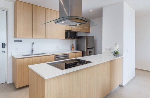 Flamingos Condo | Aria Ocean 501 – Sunsets, Sea Breeze & Style
