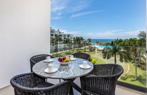 Flamingos Condo | Aria Ocean 501 – Sunsets, Sea Breeze & Style