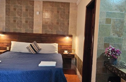 Santa Lucia Hotel | Arte Sano Hotel San Cristobal