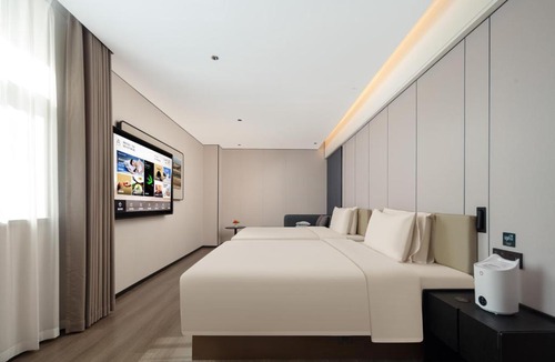Urumqi City Centre Hotel | Atour Hotel People Square in Urumqi International Bazaar
