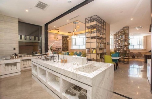 Urumqi City Centre Hotel | Atour Hotel (Urumqi Renmin Cinema)