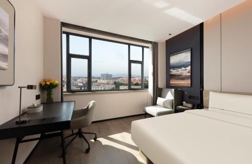 Urumqi City Centre Hotel | Atour Hotel -Xihong East Road, Urumqi Municipal Government Area