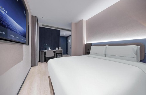 Jinsong Panjiayuan Hotel | Atour Light Hotel Beijing Panjiayuan Chengshousi Subway Station
