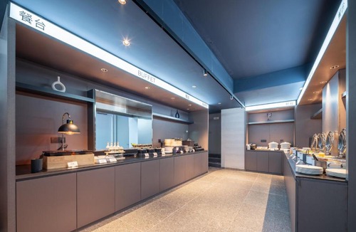 Dalian City Center Hotel | Atour Light Hotel Dalian Zhongshan Square Renming Road