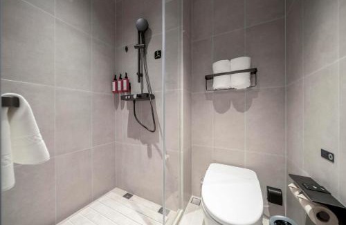 Yanji Hotel | Atour Light Hotel Yanji Department Store West Market