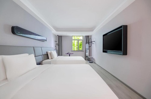 Ganjingzi Hotel | Atour X Hotel Dalian Huanan Plaza Huadong Road
