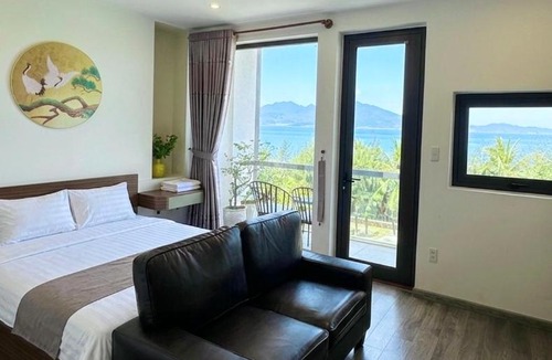 Thanh Khe Hotel | Aura Beachfront Hotel - Apartment