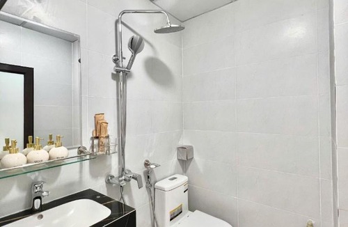 Van Mieu Apartment | Aurora Homestay