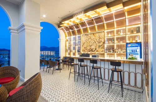 Phuoc Long Hotel | Avari Hotel