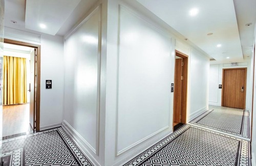 Bai Chay Hotel | Bài Thơ Mountain Hotel