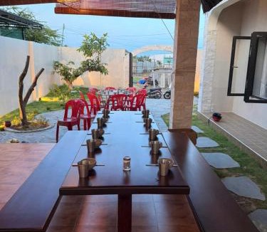 Old Quarter Apartment | Bình Minh Homestay Mũi né