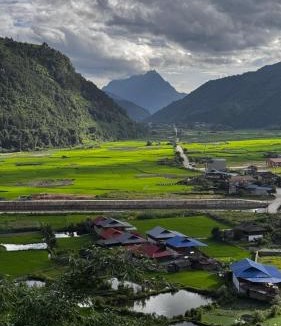 Muong La Hotel | Bản Lướt Homestay -Ngọc Chiến Hotspring