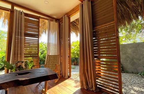 Lazaro Cardenas Cabin | Bahareque House