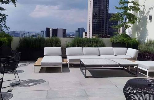 Providencia Apartment | Balcony skyline views - pool, gym & parking