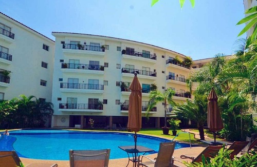 Emiliano Zapata Condo | Bay View condo - steps to Beach, Malecon, Shops and Restaurants