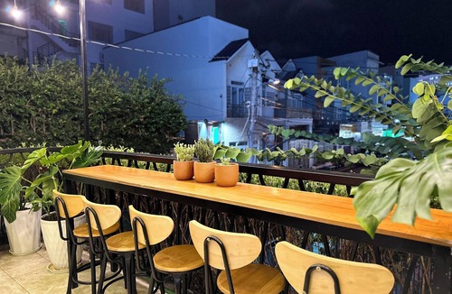 Ninh Kieu Apartment | Be Tong Residences Villa