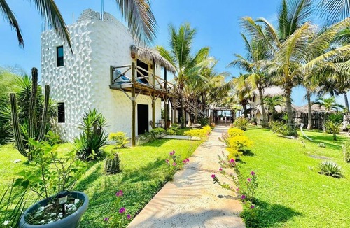 Elota Apartment | Beachfront Perfect Getaway By Partner Host