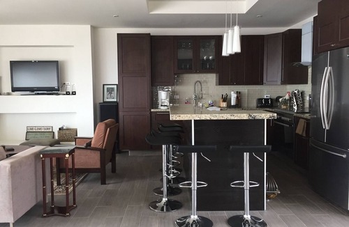 La Fonda House | Beach Access! 4 Bedroom 3 Bath Modern Beach Home