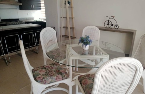 Club Deportivo Apartment | BEACH HOUSE