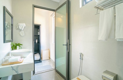 Cam An Hotel | Beach Palm Villa Hoi An