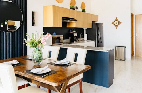 El Tezal Condo | Beach Vibes! 2BR Penthouse with Private Rooftop - Pet Friendly