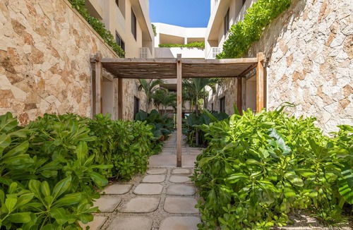 Tulsayab House | Beachfront 2BR Condo in Bahía Tankah, Tulum