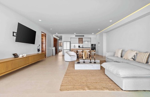 Bucerias Apartment | Beachfront 4BR + Panoramic Oceanviews | Panarea 6D