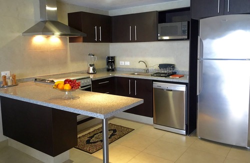 South Hotel Zone Apartment | Beachfront Apartment Grand Venetian 2