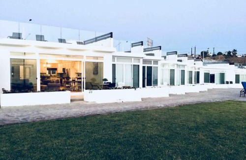 Miramar Villa | Beachfront Boutique Villa Cazadores