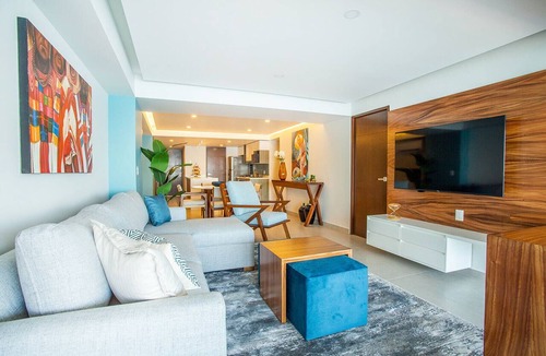 Las Glorias Condo | Beachfront Luxury Condo, Great Location!