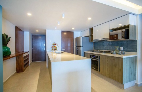 Las Glorias Condo | Beachfront Luxury Condo, Great Location!