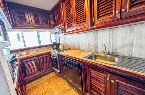 South Shore Hotel Area Apartment | Beachfront Oasis with a View - Puerto Vallarta