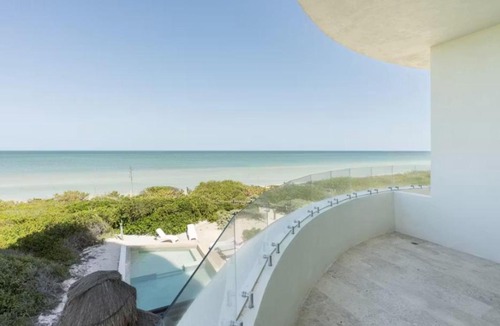 Miramar Apartment | Beachfront Paradise with Shared Pool Telchac | Depto A12