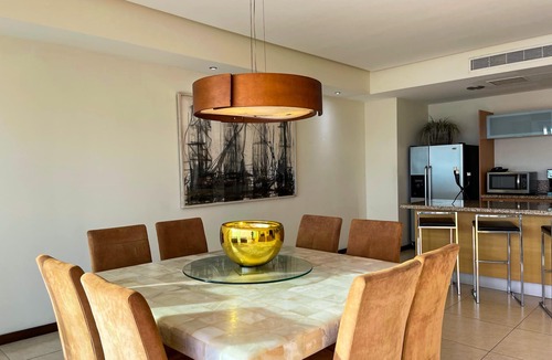 North Hotel Zone Apartment | Beachfront Peninsula Puerto Vallarta