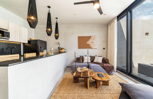 Soliman Bay Apartment | Beachfront Penthouse w/Private Rooftop Pool & Private Beach | Near Tulum