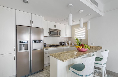 Auroras Condo | Beachfront Penthouse by Pueblo Bonito