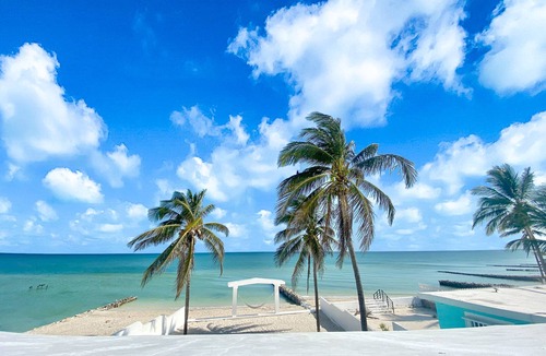 Chuburna Puerto House | Beachfront + Pool + Battery 4BR/4BA