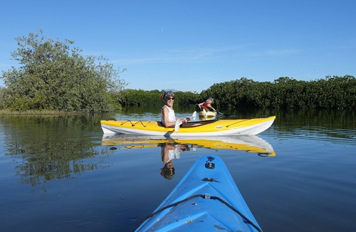 Ejido San Lucas House | BEACHFRONT/sleeps 4-5/Whale Sharks/New Fridge/Kayaks available