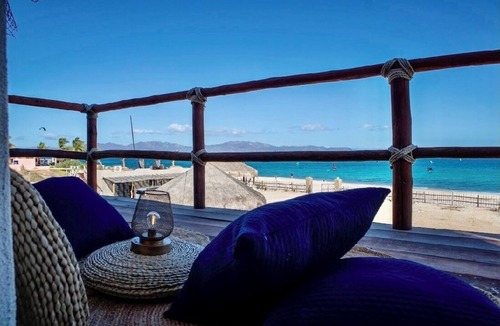 El Sargento Cabin | Beachfront Upstairs Cabin at Rasta Beach with Stunning Ocean Views, Palizada Del Mar