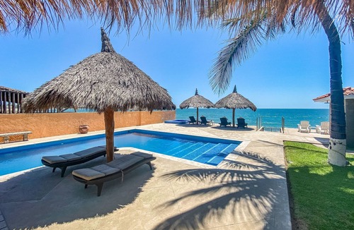 Mazatlan Villa | Beachfront villa, heated pool, jacuzzi. Sleeps 16 perfect sunsets every night