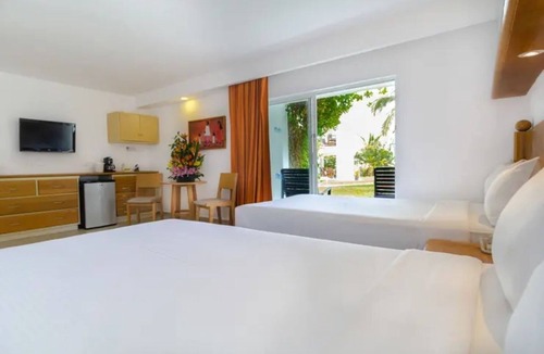 Punta Cancun Hotel | Beachscape Kin Ha | Standard | Bright Coastal Room Near Soft Sands