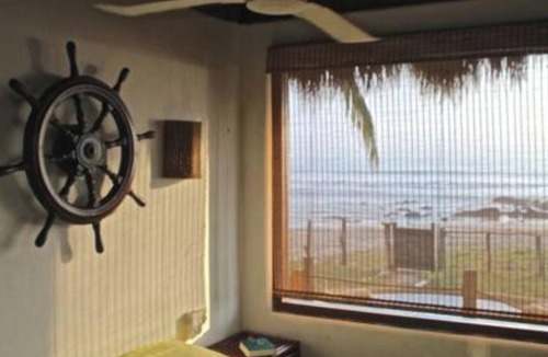Troncones House | Beachside Palapa House in La Majahua beach, next to Troncones, Ixtapa region