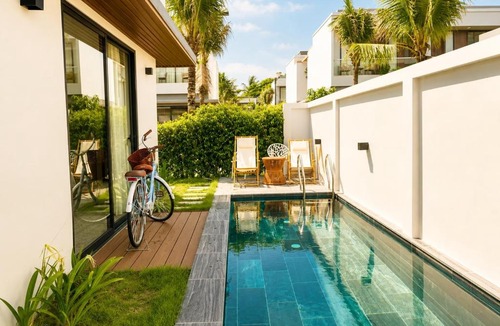 Duong To Villa | Beachside Private Villas by Sunset Host - Private Pool - Breakfast Included - AP Pick Up