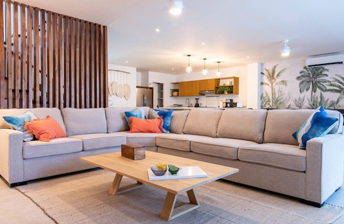 Villa Juarez House | Beatiful 4 BR Home, w/Private Pool & Nearby Beach