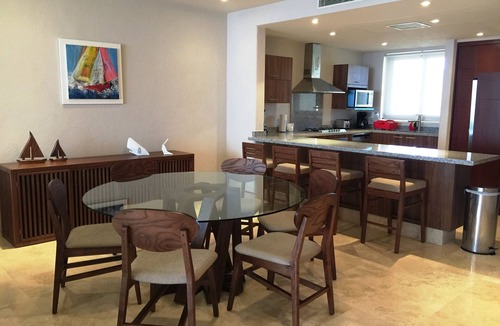 La Cruz de Huanacaxtle Apartment | Beatiful New Luxury Condo With Ocean View To Bahia De Banderas