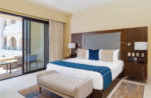San Jose del Cabo Resort | Beautiful and Luxurious 5-Star Beachfront Resort in Villa la Valencia Los Cabos