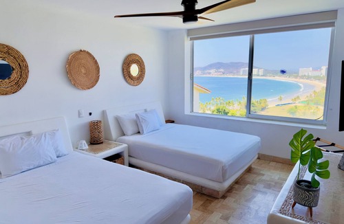 Ixtapa Resort | Beautiful Beachfront Residence with Stunning Ocean Views!
