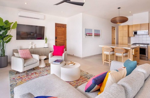 Cerritos Apartment | Beautiful Beachfront Condo, Five-Star Amenities