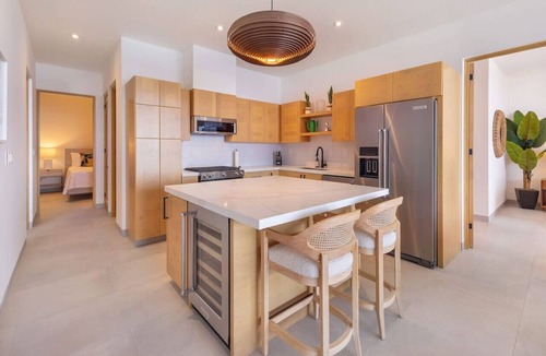 Cerritos Apartment | Beautiful Beachfront Condo, Five-Star Amenities
